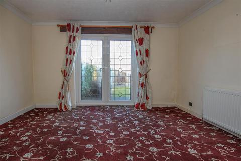 2 bedroom semi-detached bungalow for sale, Pilgrims Close, Pilgrims Hatch, Brentwood