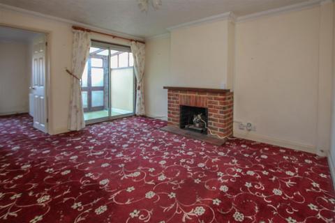 2 bedroom semi-detached bungalow for sale, Pilgrims Close, Pilgrims Hatch, Brentwood