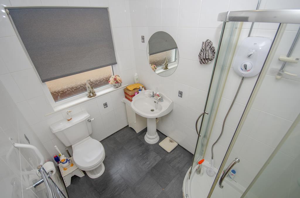 Shower room .jpg