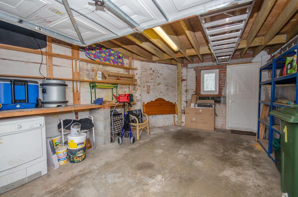 Garage.jpg
