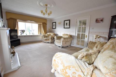 4 High Garth, Bottesford, Scunthorpe, DN17 2UJ