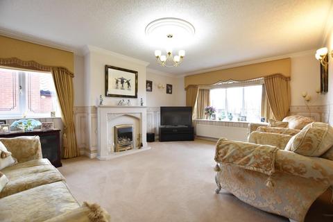 4 High Garth, Bottesford, Scunthorpe, DN17 2UJ