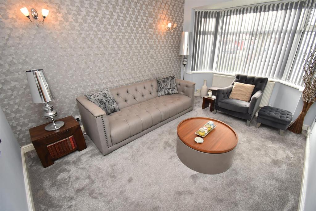 Mickleover Road, Ward End, Birmingham 4 bed semidetached house £360,000