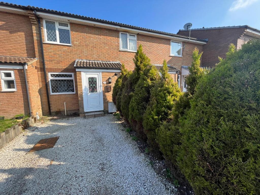 Chetnole Close, Canford Heath, Poole 2 bed terraced house £1,165 pcm