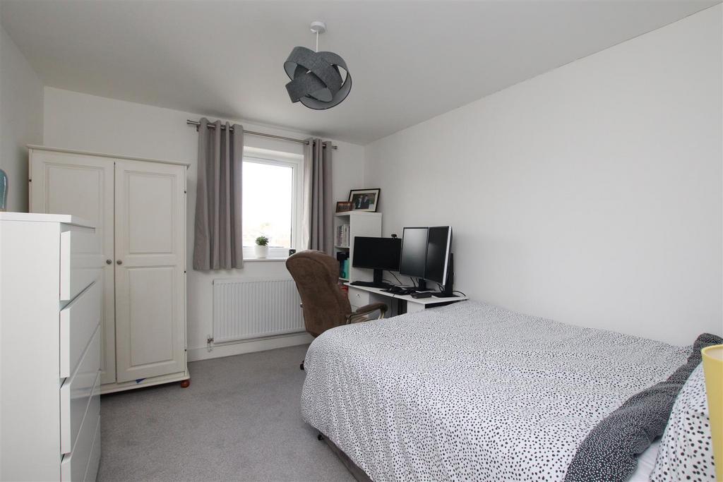 Bedroom 2.JPG