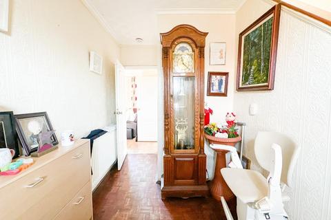 56 Broadbury Road, Bristol, BS4 1JT