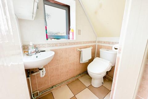 56 Broadbury Road, Bristol, BS4 1JT