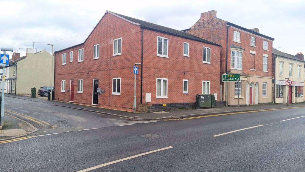 West Street, Stourbridge, West Midlands 1 bed apartment £595 pcm (£