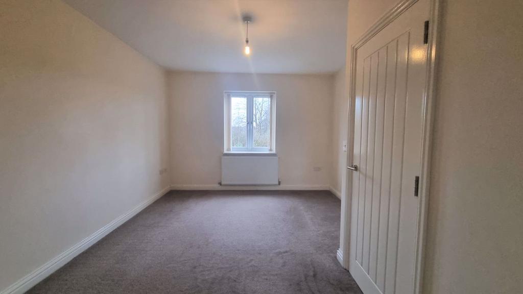 West Street, Stourbridge, West Midlands 1 bed apartment £595 pcm (£