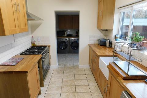 166 Birmingham Road, Kidderminster, DY10 2SJ