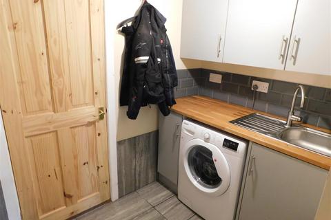 166 Birmingham Road, Kidderminster, DY10 2SJ