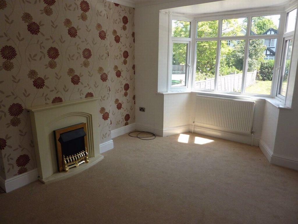 Bustleholme Lane, West Bromwich 3 bed semidetached house £925 pcm (£