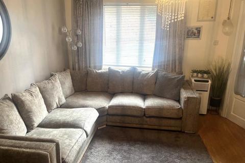 5 Broadhurst Drive, Northampton, NN3 9XB