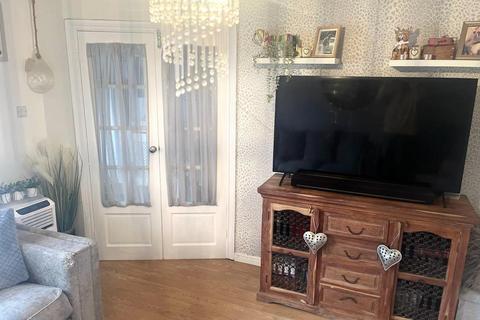 5 Broadhurst Drive, Northampton, NN3 9XB