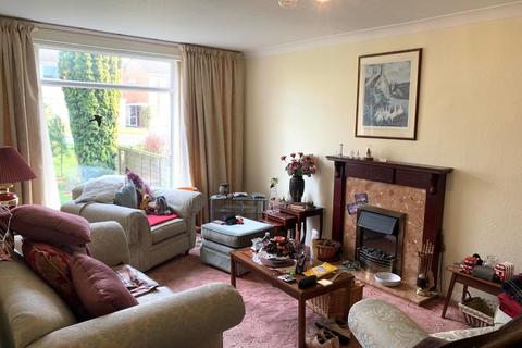 31 Conifer Rise, Northampton, NN3 3JY