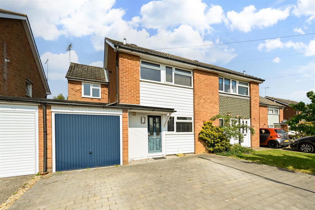 Sutton Close, Felpham 3 bed semidetached house for sale £435,000