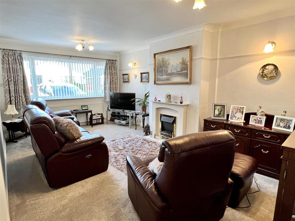 Orchard Way, Thorpe Willoughby, Selby 3 bed detached bungalow £270,000