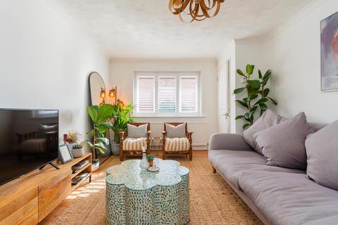 1 Myrtle Drive, Bristol, BS11 9XX