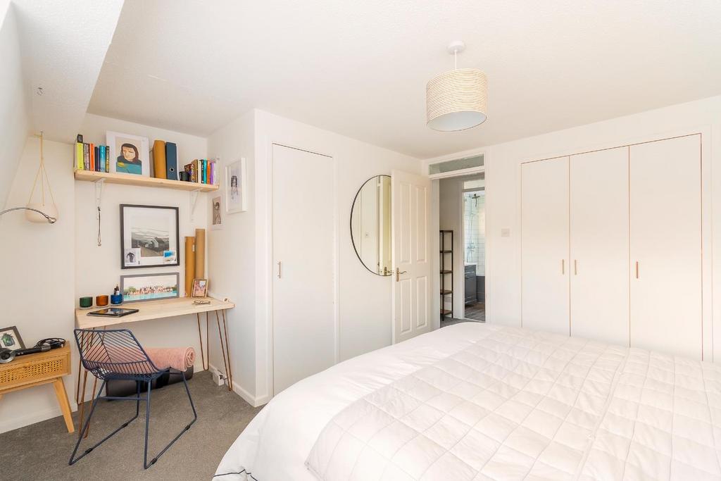 EVIRDELTRYM10 - Bedroom G.jpg