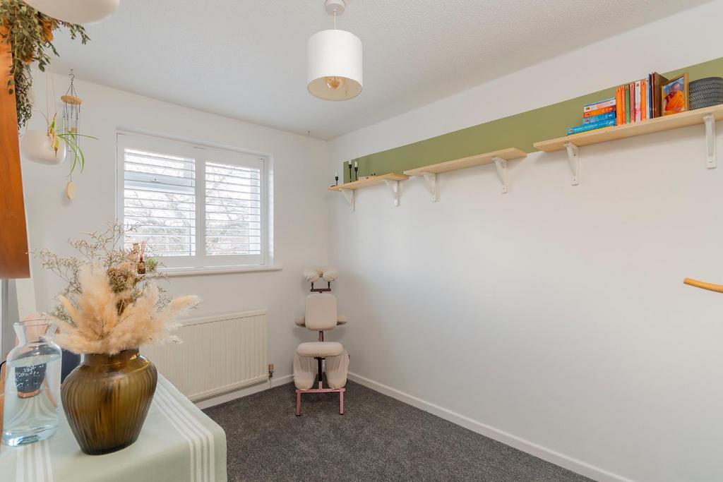 EVIRDELTRYM10 - Bedroom B.jpg
