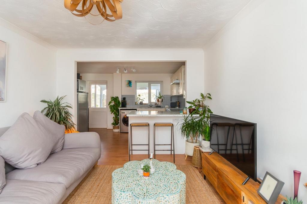EVIRDELTRYM10 - Living Room C.jpg