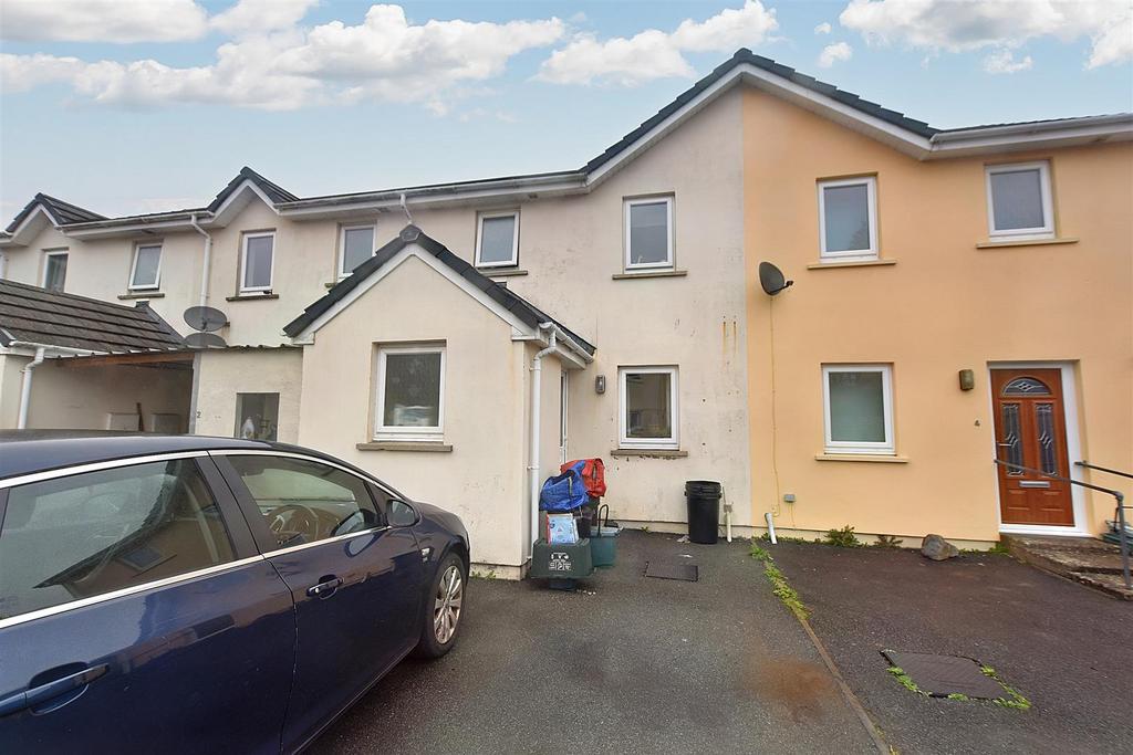 King William Court, Pembroke Dock 3 bed terraced house for sale £120,000