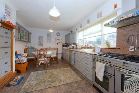 undefined, Malvern Close, Sutton Farm, Shrewsbury