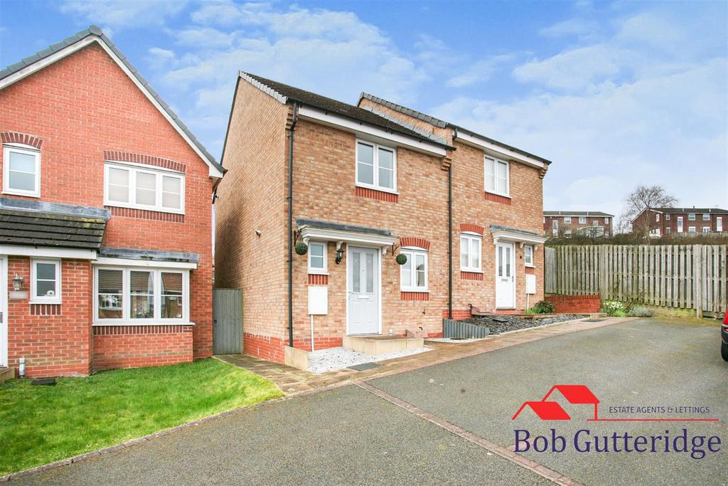 Lamphouse Way, Wolstanton, Newcastle 2 bed semidetached house for sale
