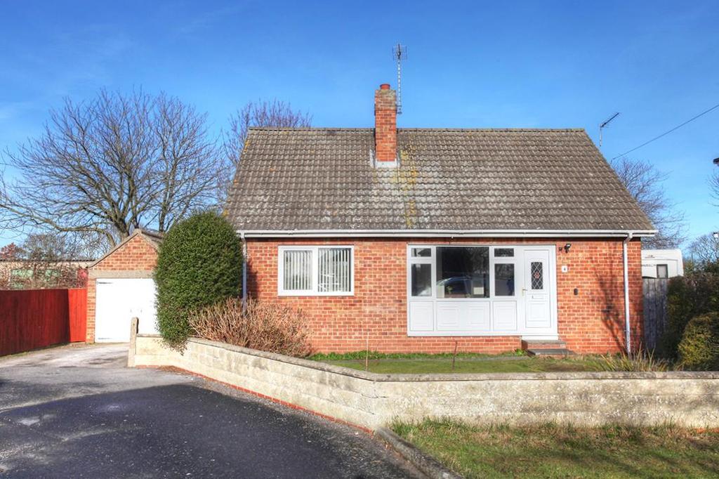 College Gardens, Hornsea 3 bed detached bungalow for sale £299,950