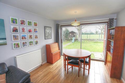 3 bedroom detached house for sale, College Gardens, Hornsea