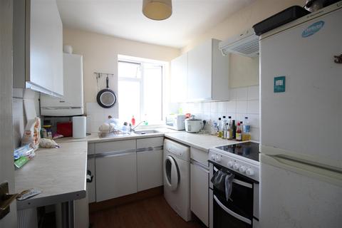 2 bedroom flat to rent - Dellfield Parade, Uxbridge,