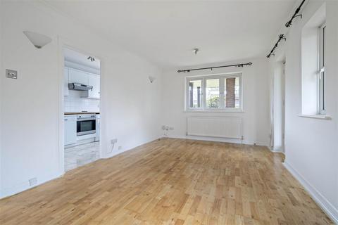 Flat 15, Imperial Court Imperial Road, Windsor, SL4 3RE