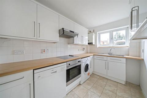 Flat 15, Imperial Court Imperial Road, Windsor, SL4 3RE