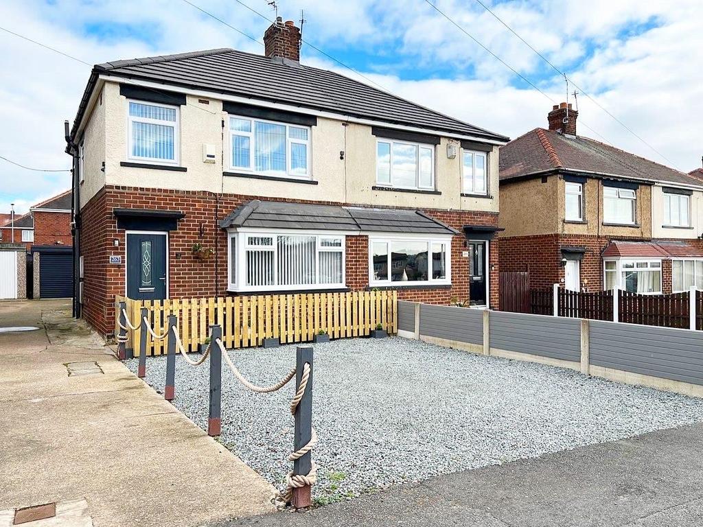 Wakefield Road, Barnsley 3 bed semidetached house £160,000