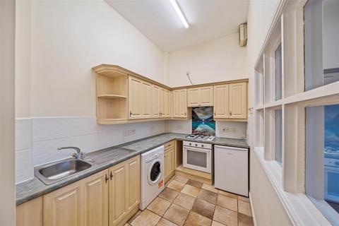 22 Bellingham Close, Thirsk, YO7 1FX