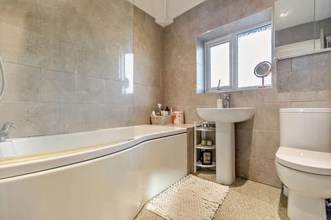 132 Chaloners Road, York, YO24 2TG