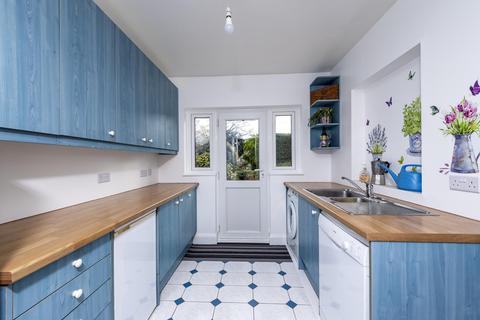46 Castle Avenue, Epsom, KT17 2PH