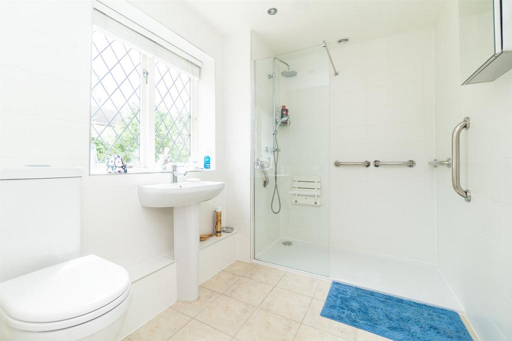 En-suite 2