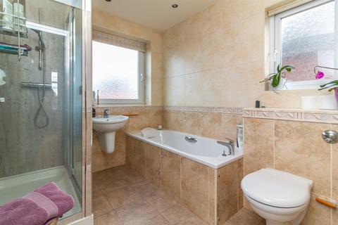 33 Brookside Road, Ruddington, Nottingham, NG11 6AW