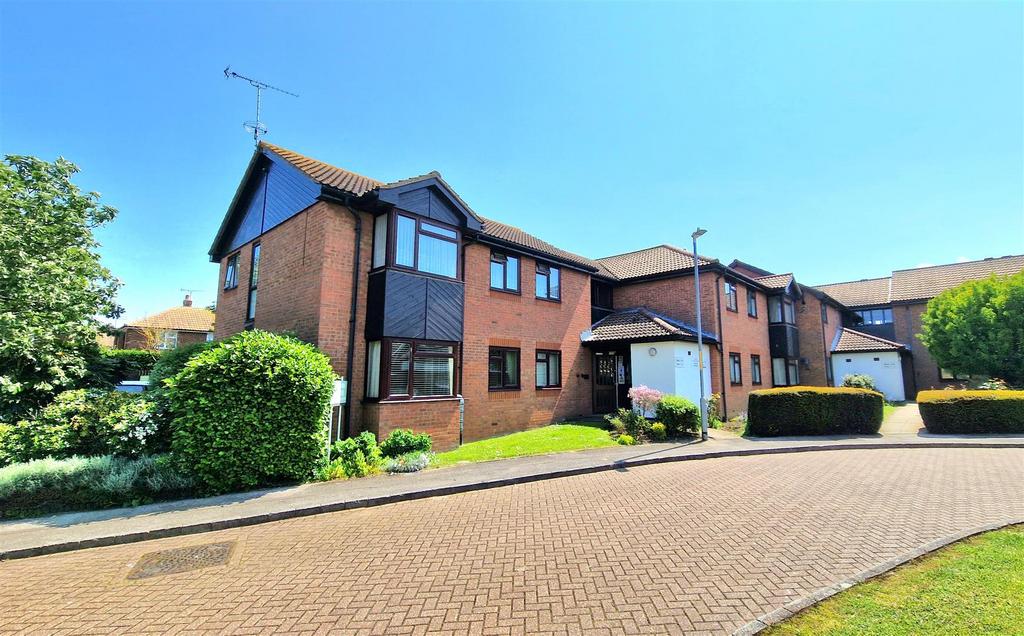 Roselawn Gardens, Margate 2 bed retirement property for sale £120,000