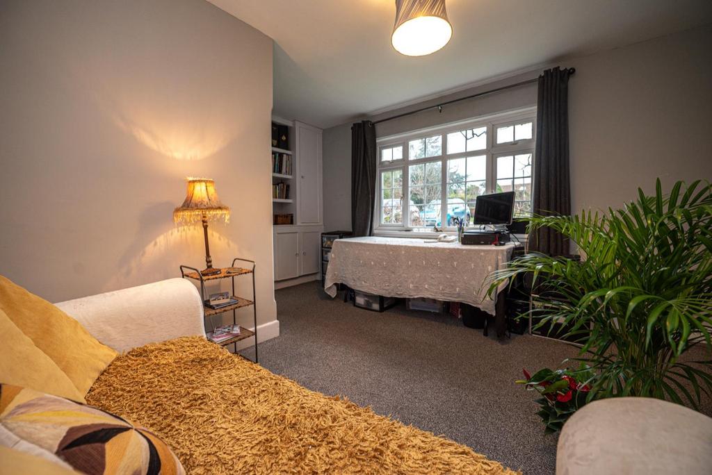 Bedroom Two/Study