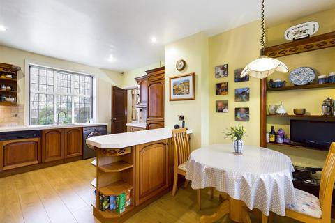 5 Stepney Drive, Scarborough, YO12 5DP