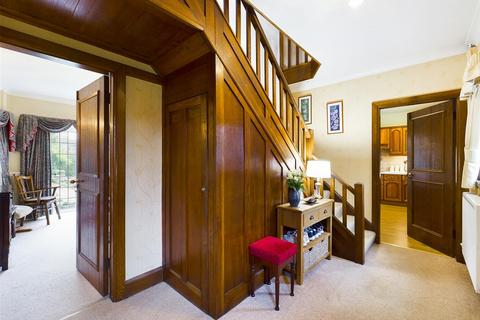 5 Stepney Drive, Scarborough, YO12 5DP