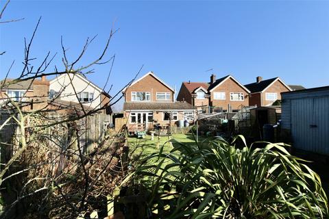 9 Dales View, Washbrook, Ipswich, IP8 3EX