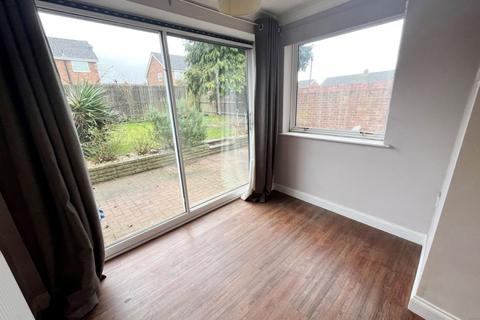 6 Brackley Close, Northampton, NN2 8NN