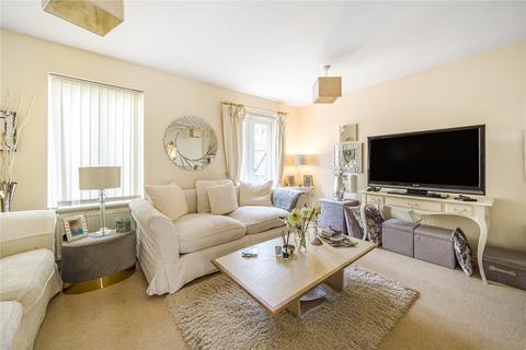 15 Dymock Walk, Cheltenham, GL52 5GE