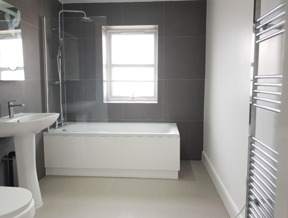 Maidenbower Avenue, Dunstable, LU6 2 bed flat to rent £1,150 pcm (£