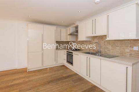 undefined, Cambridge Road, Hanwell W7