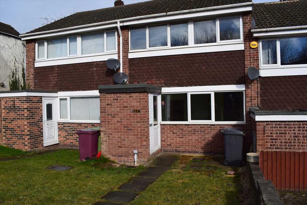 Creswell Road, Clowne, Chesterfield 3 bed terraced house £130,000