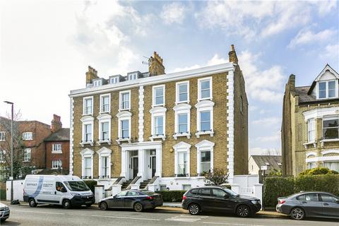 2 bedroom apartment to rent, St. James's Drive, London, Wandsworth, SW17
